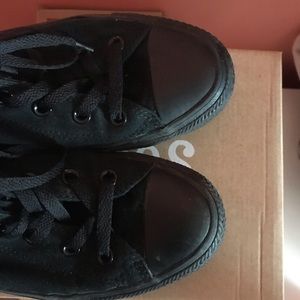 Black hightop Converse